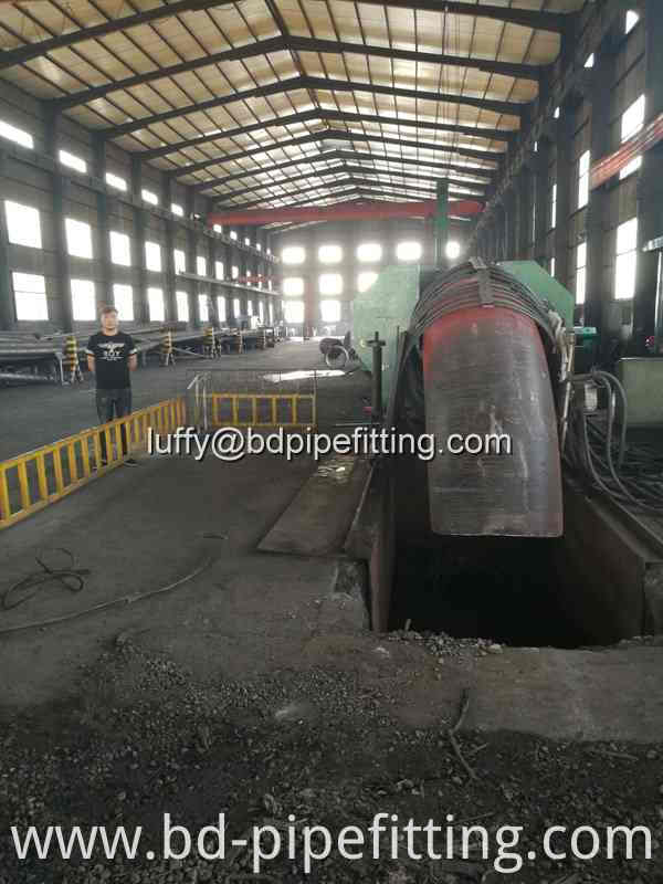 711 x 26 WP91 elbow (2)